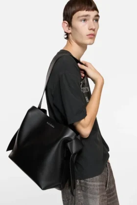 Musubi midi shoulder bag