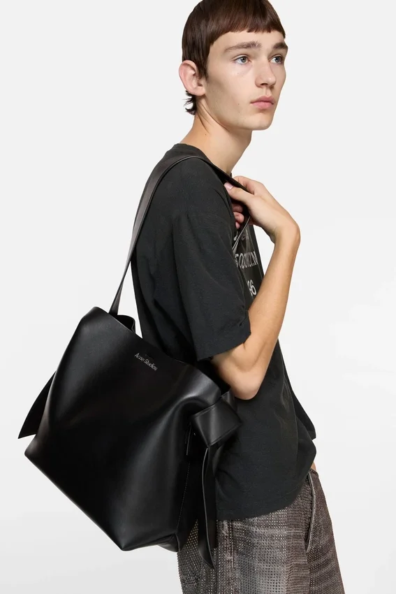 Musubi midi shoulder bag