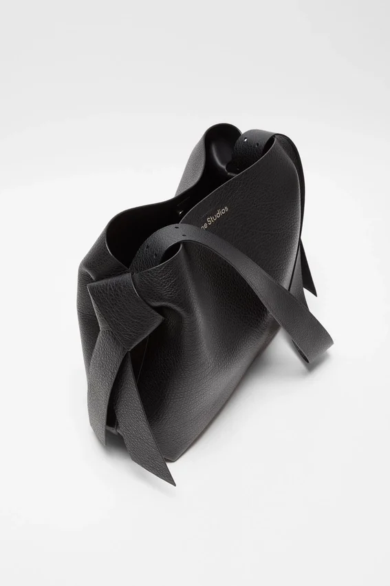 Musubi midi shoulder bag