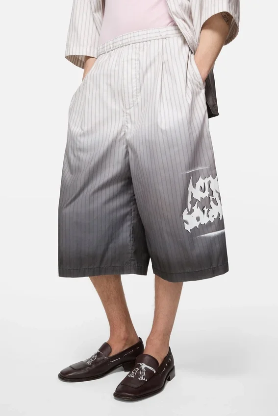 Oversized logo shorts