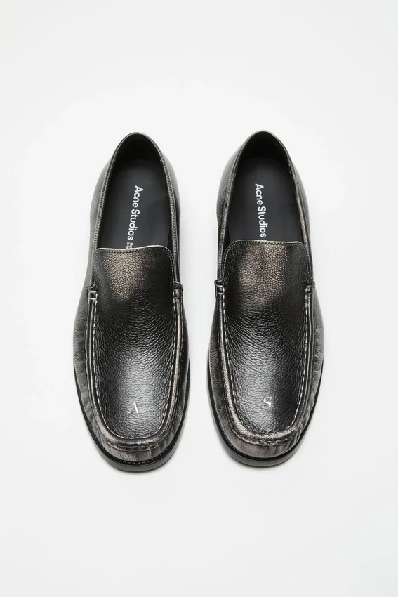 Painted leather loafers