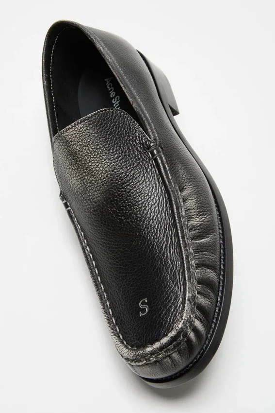 Painted leather loafers