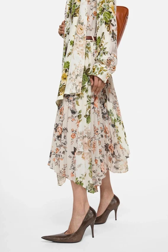 Pleated midi skirt