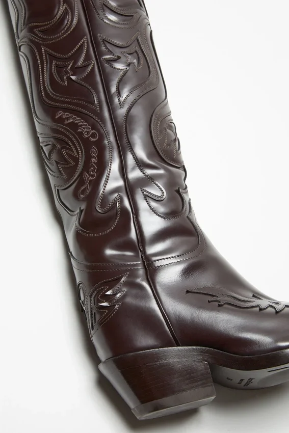 Pointed-Toe Cowboy Boot