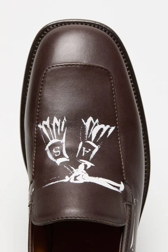Printed leather loafers