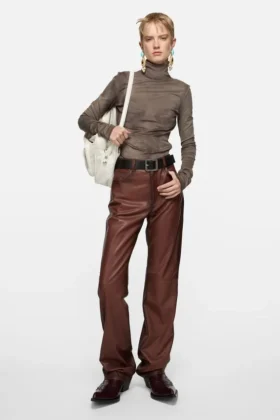 Printed turtleneck