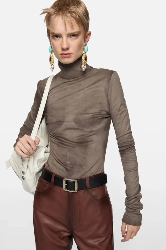Printed turtleneck