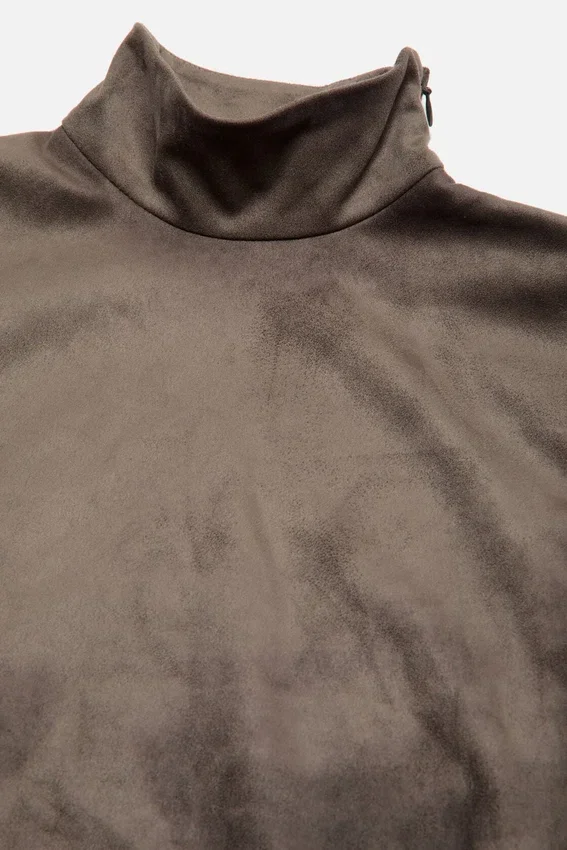 Printed turtleneck