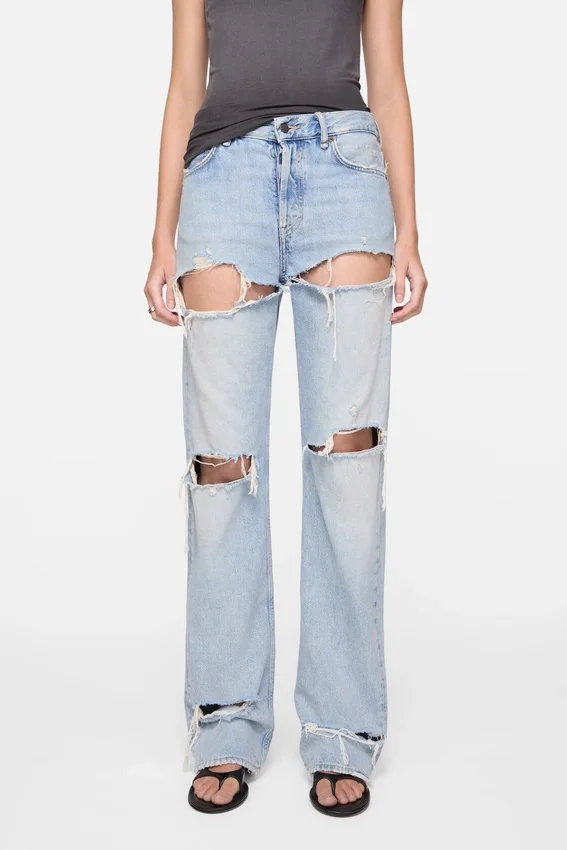 Regular fit distressed jeans - 2010F