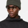 Ribbed square beanie