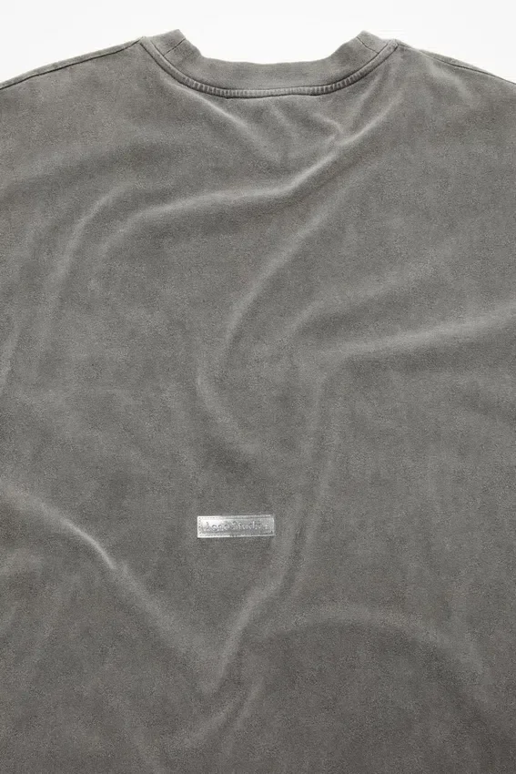Rubber logo t-shirt