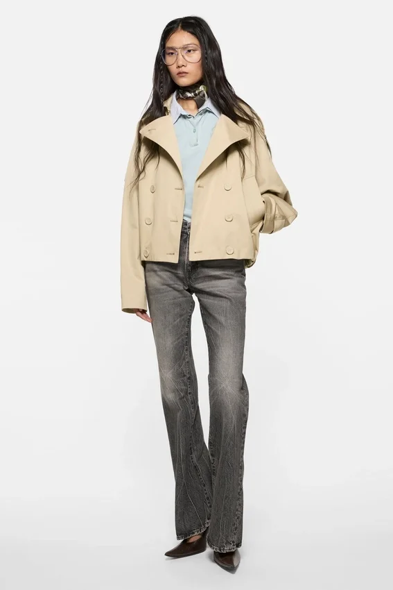 Short trench coat