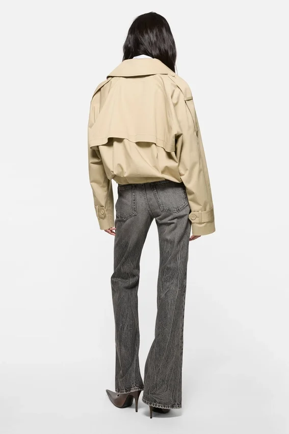 Short trench coat
