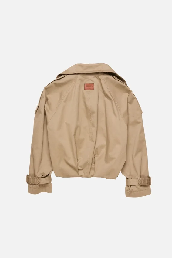 Short trench coat