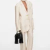Single-breasted suit jacket