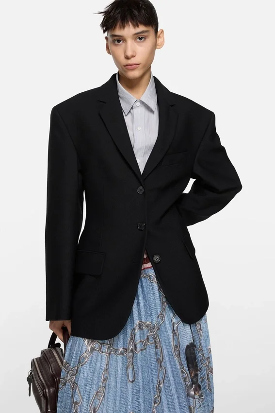 Single-breasted suit jacket