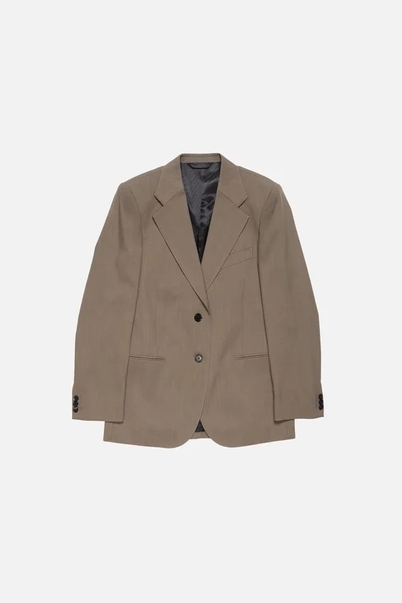 Single-breasted suit jacket