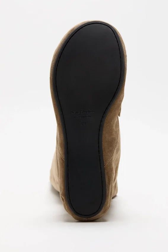 Slouch saddle boots