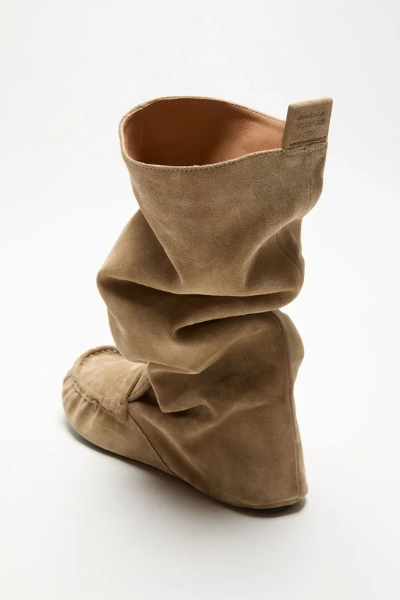 Slouch saddle boots