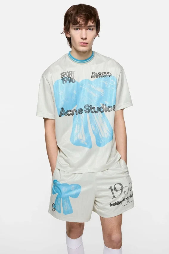 Sports jersey graphic t-shirt