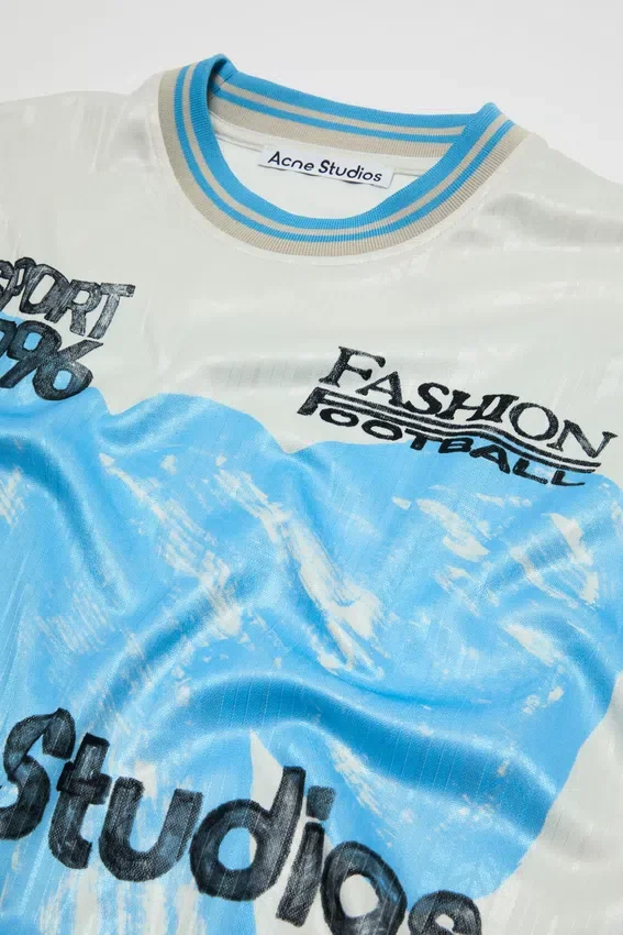 Sports jersey graphic t-shirt