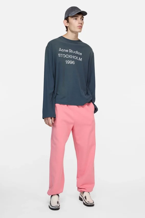 Sprayed 1996 logo t-shirt