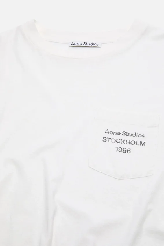 Sprayed 1996 logo t-shirt