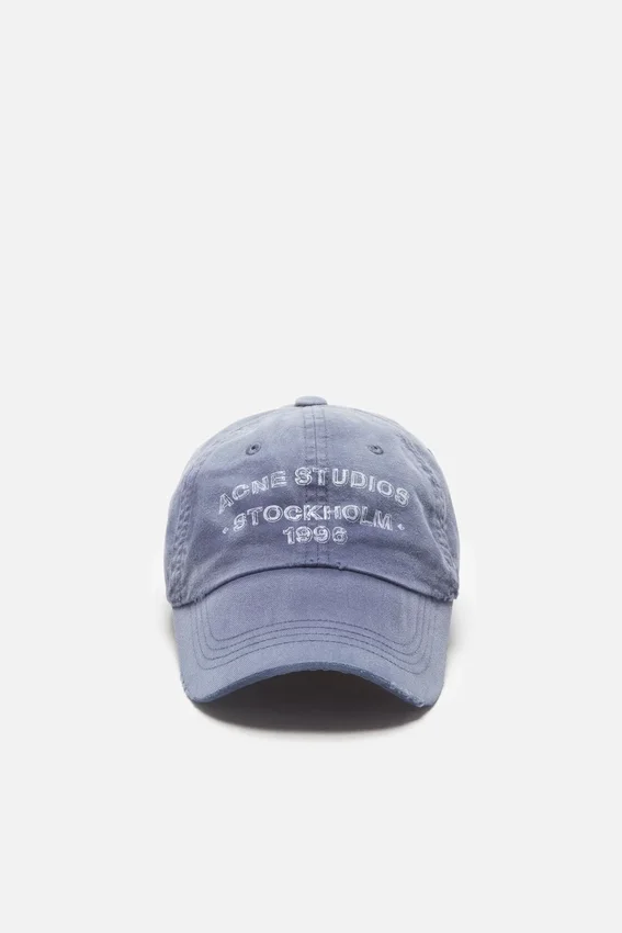 Sprayed logo cap