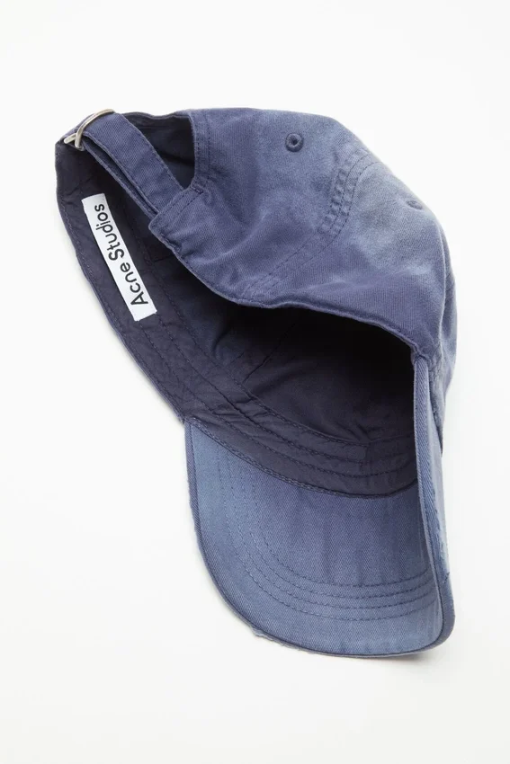 Sprayed logo cap