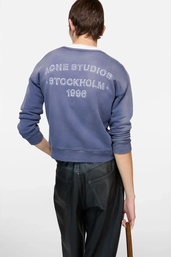 Sprayed logo sweatshirt