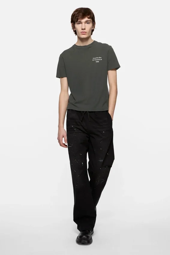 Sprayed logo t-shirt