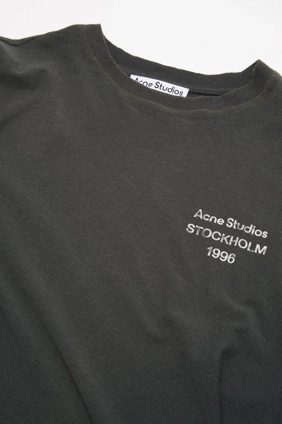 Sprayed logo t-shirt