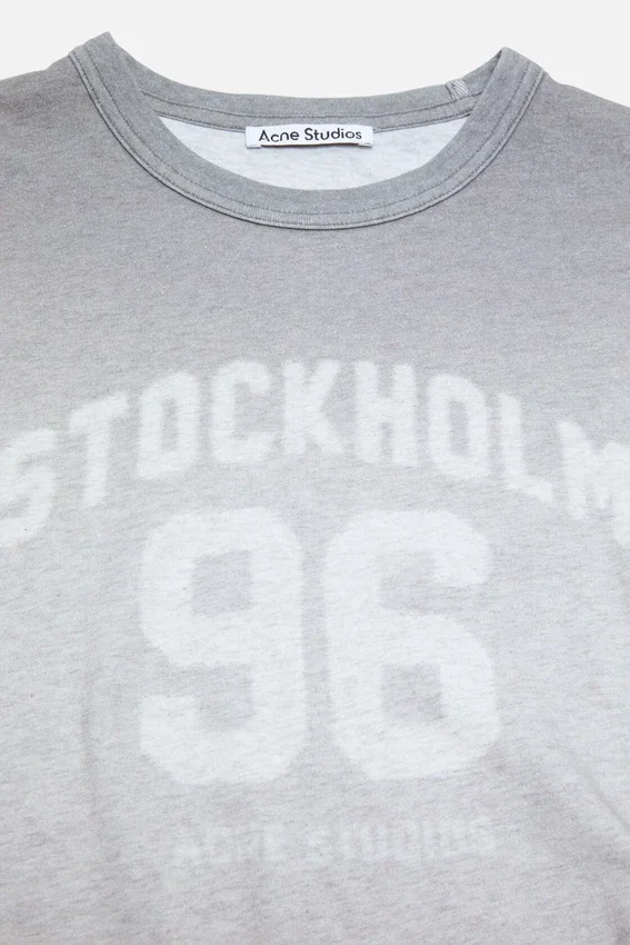 Sprayed vintage logo t-shirt