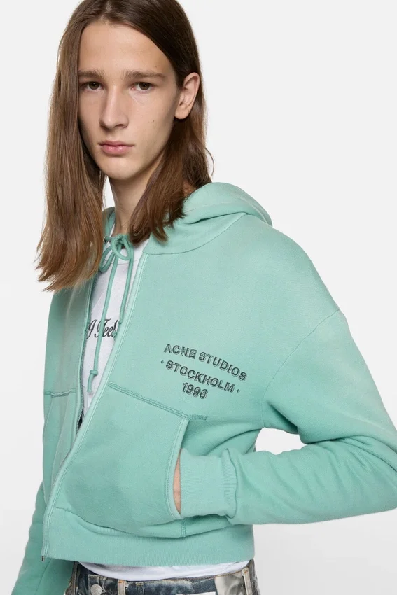 Sprayed zip hoodie