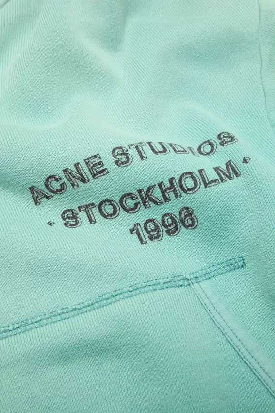 Sprayed zip hoodie