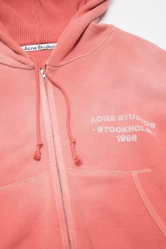 Sprayed zip hoodie