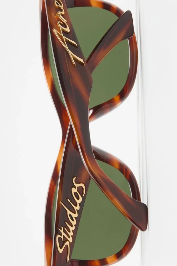 Square-frame sunglasses