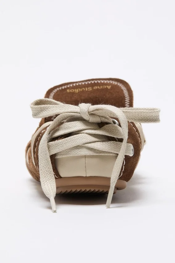 Suede lace-up shoes