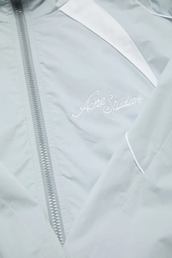 Technical logo jacket