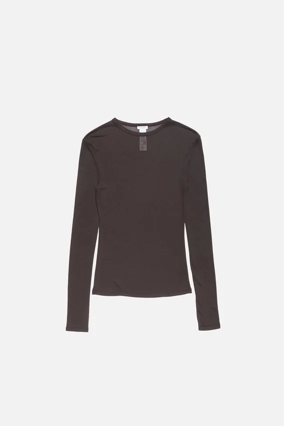Thin long-sleeve t-shirt
