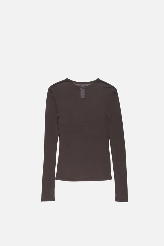 Thin long-sleeve t-shirt