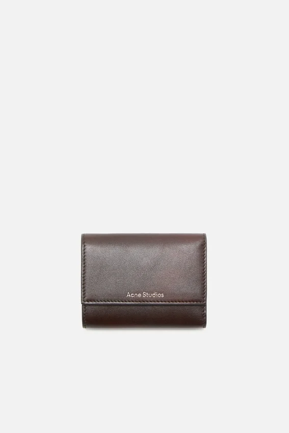 Trifold leather wallet