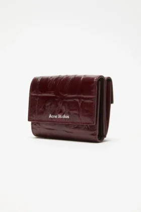 Trifold leather wallet