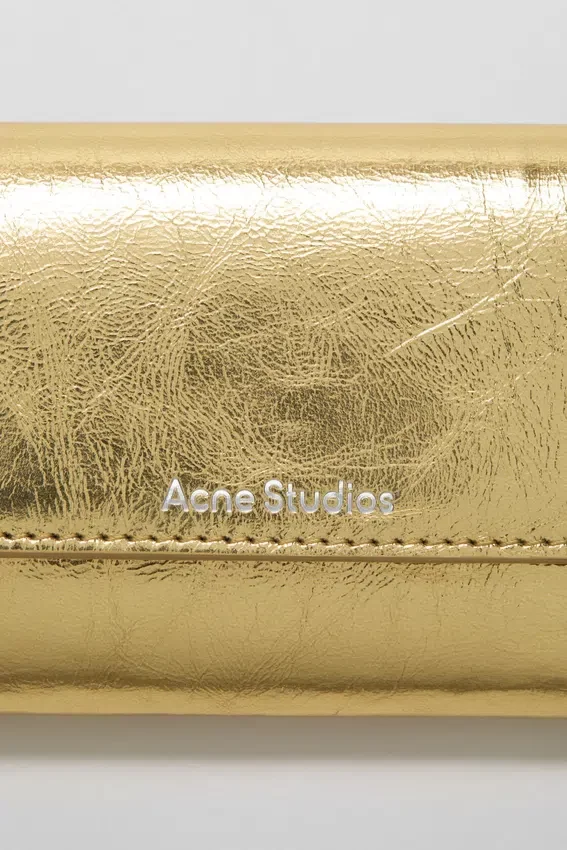 Trifold leather wallet