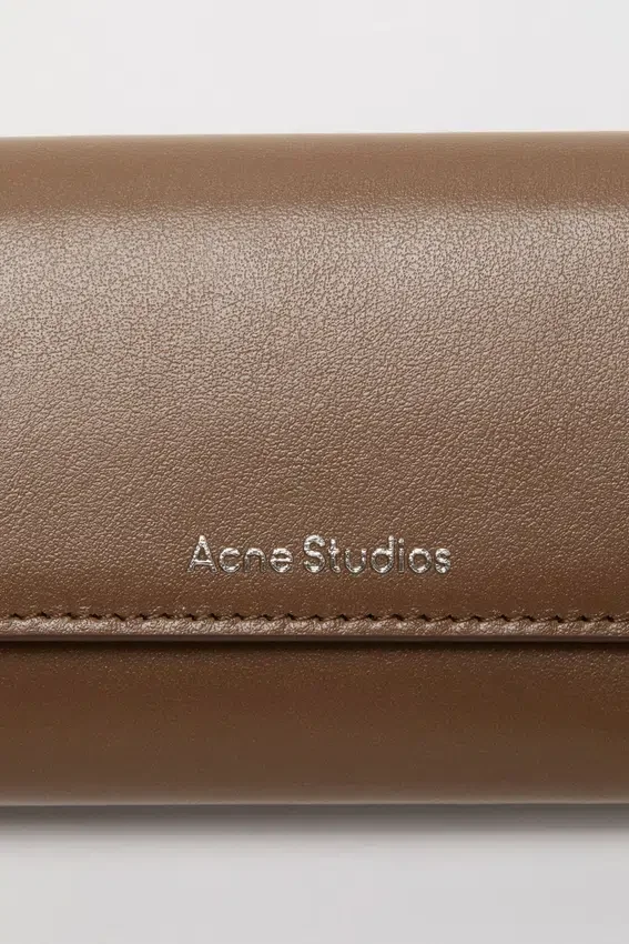 Trifold leather wallet