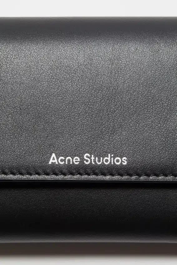 Trifold leather wallet