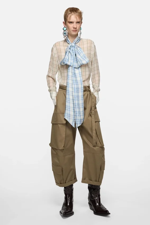Twill cargo trousers