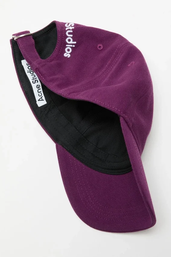 Twill logo cap
