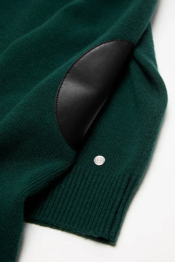 Wool sweater with cut-out