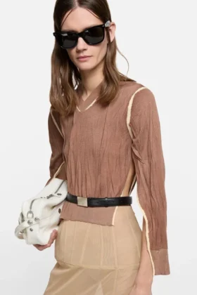 Wrinkled v-neck sweater